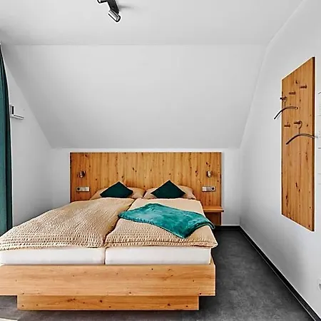 Bosch Aparthotel 3*